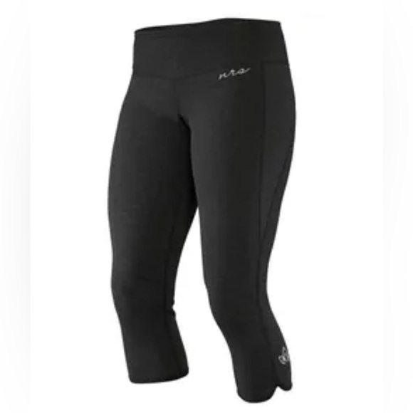 NRS HydroSkin 0.5 Capri Pants Black – Size XL - Picture 1 of 9